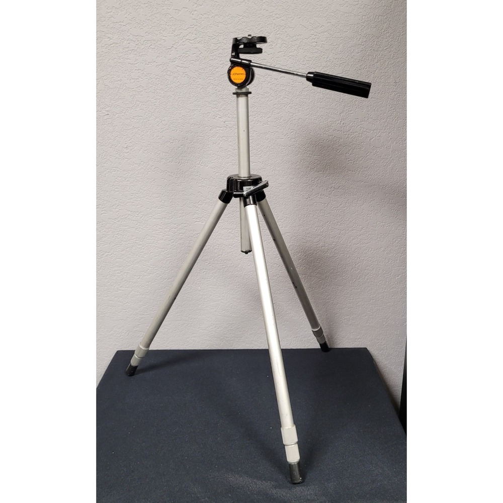 Vintage 1970s/80s JC Penney Camera Tripod Aluminum Adjusts 20-53 Inches